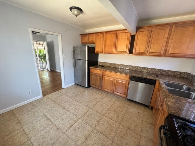 2838 Fairmount Ave in San Diego, CA - Foto de edificio - Building Photo