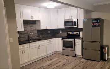 5112 Miller Rd SW in Lilburn, GA - Building Photo - Building Photo