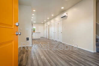 1660 SW Salmon Ave in Redmond, OR - Foto de edificio - Building Photo