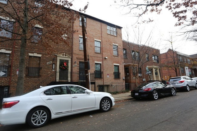 1960 Naylor Rd SE