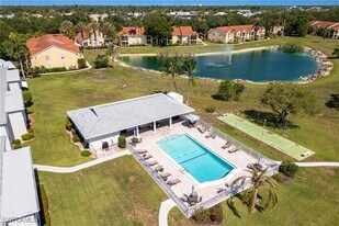 1830 Brantley Rd in Ft. Myers, FL - Building Photo