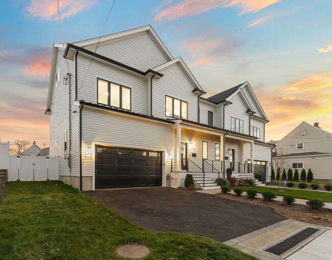 property at 21 Bolton St