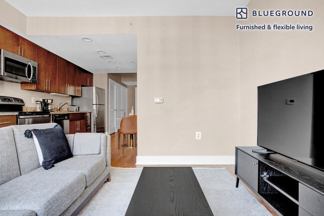 425 L St NW in Washington, DC - Building Photo - Building Photo