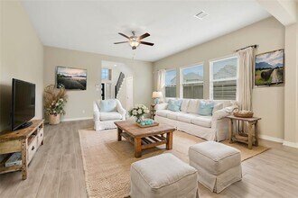 7011 Winterberry Gln Ln in Katy, TX - Building Photo - Building Photo