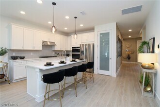 8857 Oceana Wy in Naples, FL - Building Photo - Building Photo