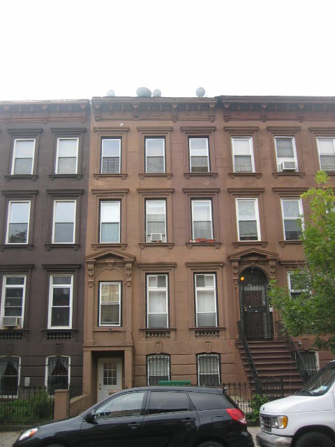 1076 Dean St in Brooklyn, NY - Foto de edificio