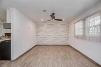 9203 Bisley Ln photo'