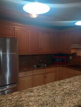 5775 Washington St in Hollywood, FL - Building Photo - Building Photo