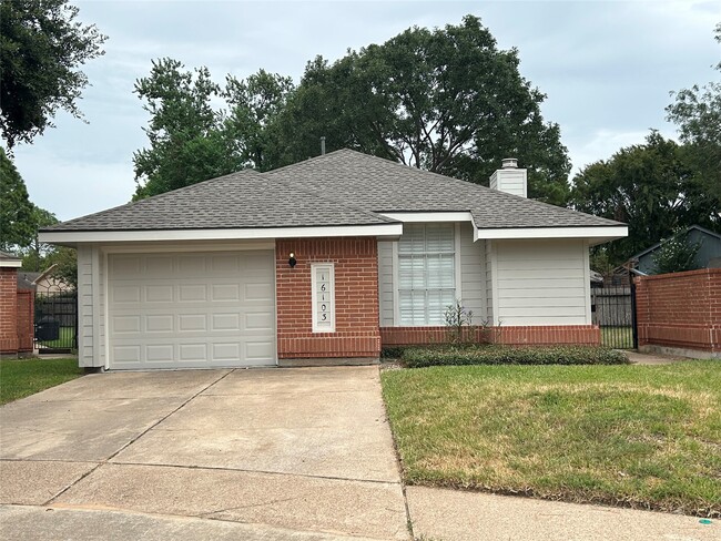 property at 16103 Manor Point Dr