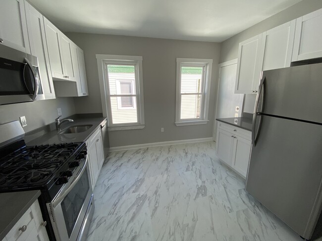 48 Mora St, Unit 2 in Boston, MA - Building Photo - Building Photo