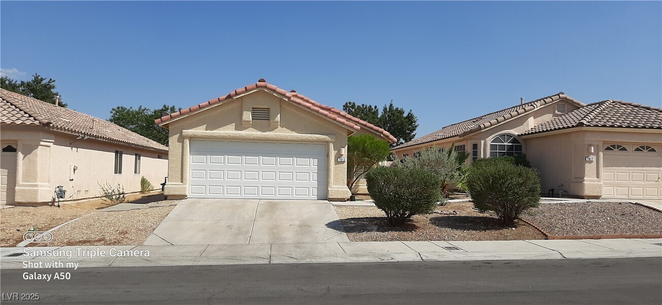 7813 Seychelles Ct in Las Vegas, NV - Building Photo