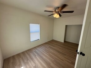 2908 W 10th in Plainview, TX - Building Photo - Building Photo