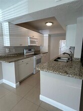 15581 SW 104th Terrace in Miami, FL - Building Photo - Building Photo