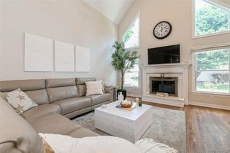 800 Ruth Rd in Mattituck, NY - Building Photo - Building Photo