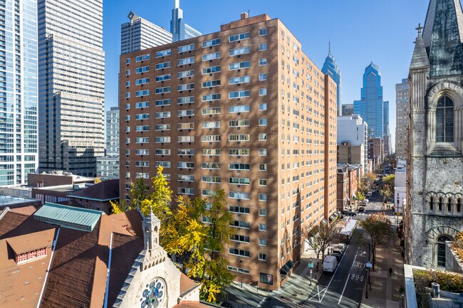 River West Condominiums in Philadelphia, PA - Building Photo - Building Photo