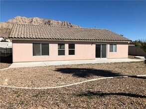 1083 Sterling Peak St in Las Vegas, NV - Building Photo - Building Photo