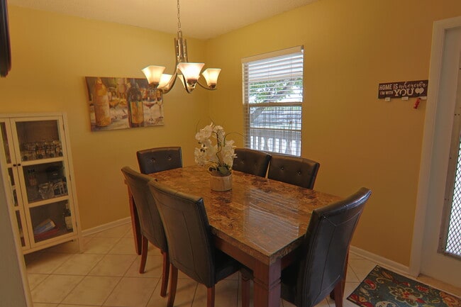 31 Richmond Crescent in Deerfield Beach, FL - Building Photo - Building Photo