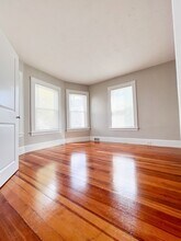 84 Exeter Ave-Unit -1 in Manchester, NH - Building Photo - Building Photo