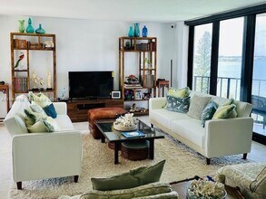 5420 N Ocean Dr in West Palm Beach, FL - Building Photo - Building Photo