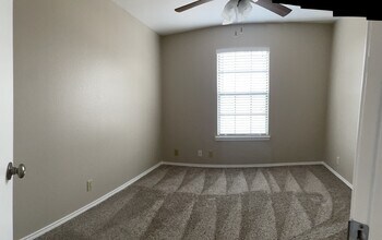 129 Wildwood Ct in Grapevine, TX - Building Photo - Building Photo