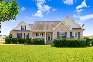 101 Beckett Dr in Princeton, NC - Building Photo