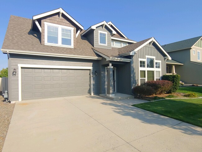 property at 1826 N Meyers Rd