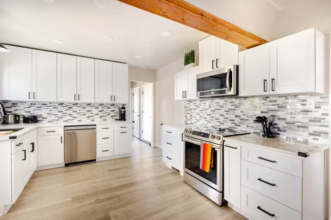 1134 N Foote Ave in Colorado Springs, CO - Building Photo - Building Photo