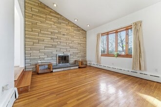 7 Carol St in Stoneham, MA - Building Photo - Building Photo