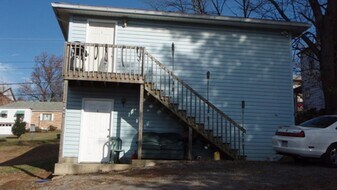 2865 University Ave in Morgantown, WV - Building Photo