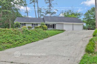 1150 Autumn Hill Ct in Stone Mountain, GA - Building Photo