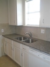 2121 Market St in Galveston, TX - Building Photo - Building Photo