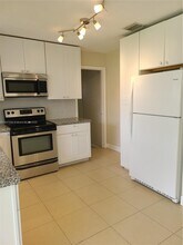 6580 Grant St in Hollywood, FL - Building Photo - Building Photo