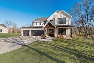 421 Ridgeview Rd in Sherman, TX - Building Photo - Building Photo