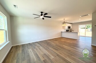 107 Glen Dr in Greer, SC - Building Photo - Building Photo