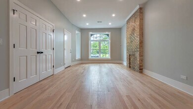 3246 W Fulton Blvd in Chicago, IL - Building Photo - Building Photo