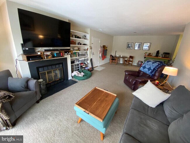 5590 VANTAGE POINT Rd-Unit -4 in Columbia, MD - Building Photo - Building Photo
