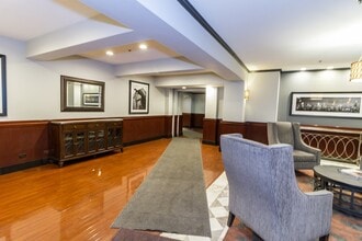 40 E 9th St, Unit 707 in Chicago, IL - Building Photo - Building Photo