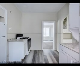 2671 Glendale Ave in Detroit, MI - Building Photo - Building Photo
