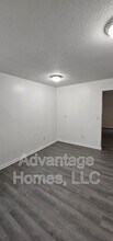 702 N 70th St in Kansas City, KS - Building Photo - Building Photo