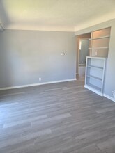 2010 Tebo St in Flint, MI - Building Photo - Building Photo