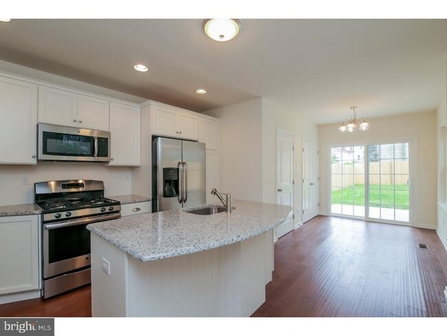 property at 220 N Franklin St