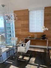 92 SW 3rd St in Miami, FL - Building Photo - Building Photo