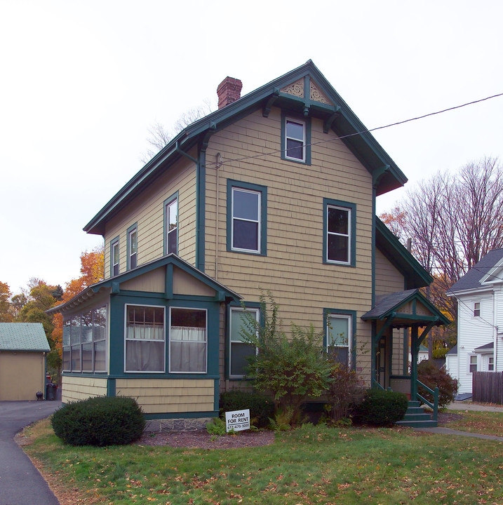 94 Greenleaf St in Quincy, MA - Foto de edificio