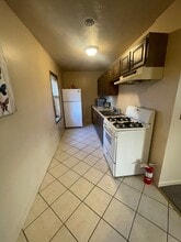 355-2 11th St, Unit 355 11th St FLR-2 in Monaca, PA - Foto de edificio - Building Photo
