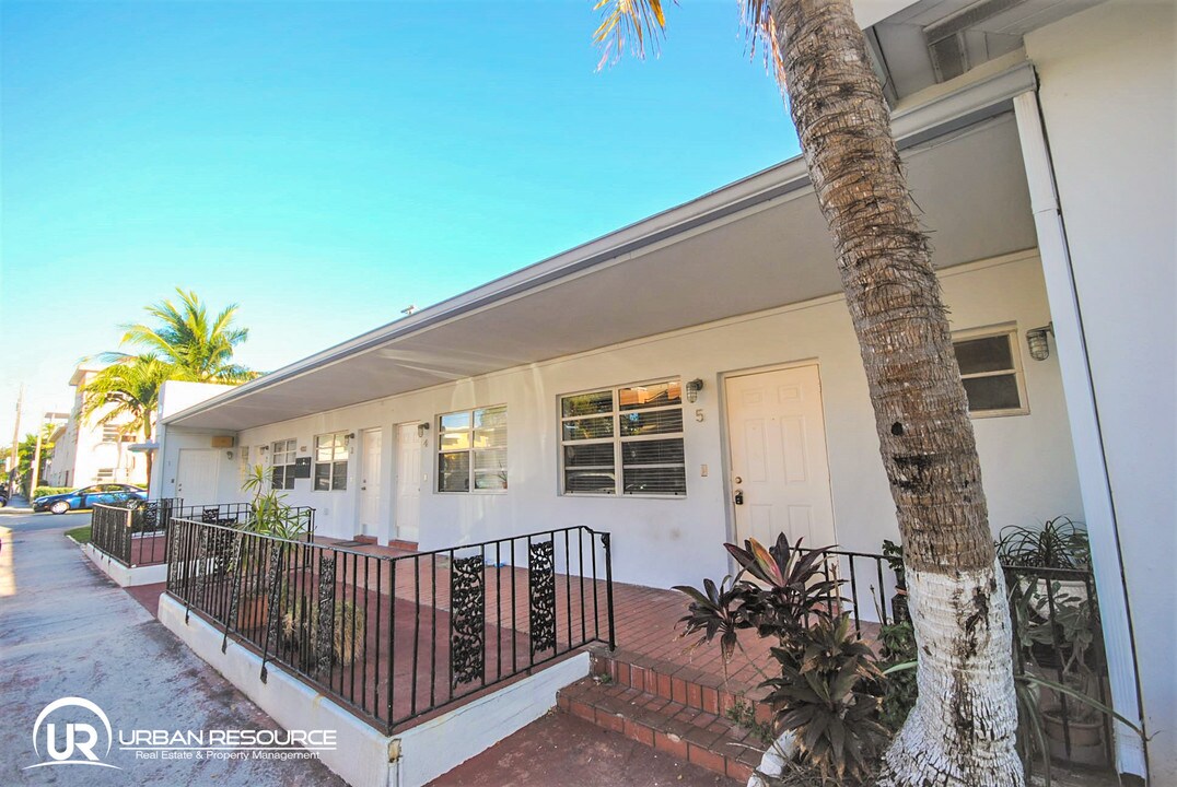 400-430 81st St in Miami Beach, FL - Building Photo