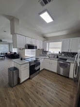 3031 Flintlock Dr in Pensacola, FL - Foto de edificio - Building Photo