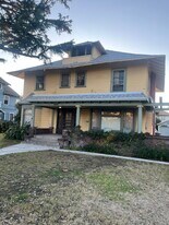 2679 Menlo Ave in Los Angeles, CA - Building Photo