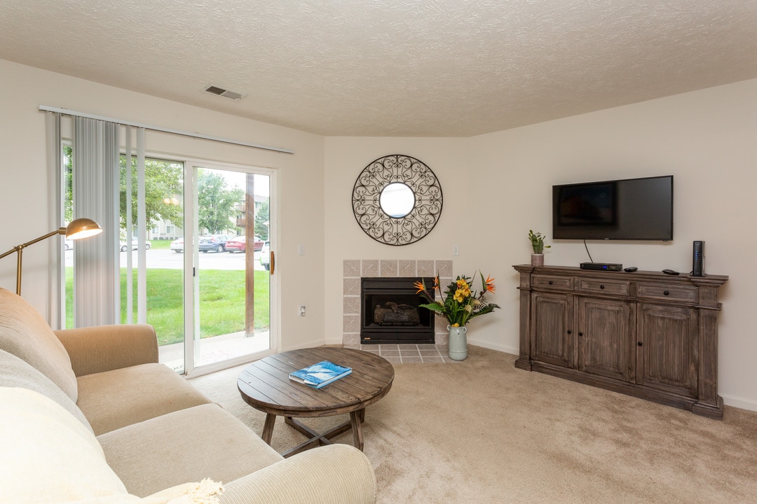 Rock Creek Apartments in Omaha, NE - Building Photo