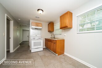 1211 W 25th St in Jacksonville, FL - Building Photo - Building Photo