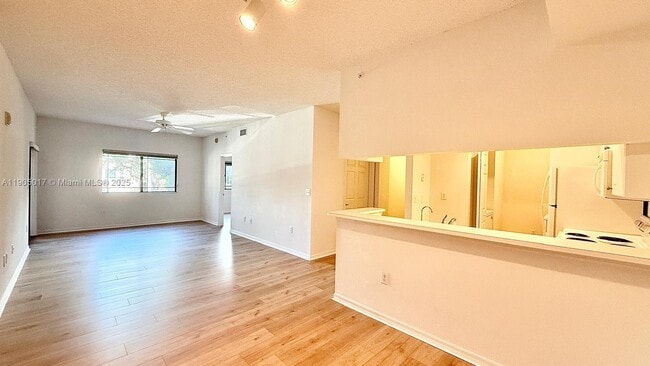 property at 2808 Amalei Dr